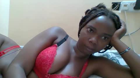 Snapshot of hotgodees chatting on January 18, 6:50 am Queen online show from January 18, 6:50 am