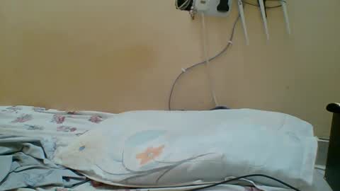 Snapshot of hotgodees chatting on February 7, 7:23 am Queen online show from February 7, 7:23 am