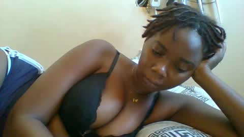 Snapshot of hotgodees chatting on March 2, 12:56 pm Queen online show from March 2, 12:56 pm