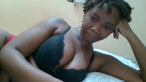 Snapshot of hotgodees chatting on March 10, 6:35 pm Queen online show from March 10, 6:35 pm