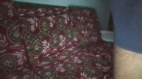 Snapshot of hotguyy001 chatting on March 3, 3:34 am hotguyy001 online show from March 3, 3:34 am