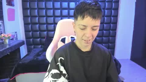 hannah online show from November 24, 12:16 pm