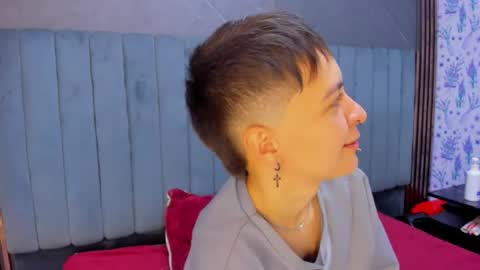 hannah online show from February 15, 2:52 am