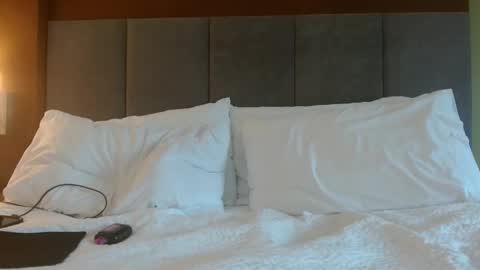 Snapshot of hotharry4545 chatting on May 13, 10:06 pm hottie online show from May 13, 10:06 pm