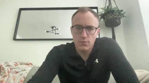 Snapshot of hotholby86 chatting on November 9, 2:48 pm hotholby86 online show from November 9, 2:48 pm