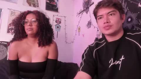 Sam and Nico online show from November 6, 4:30 pm