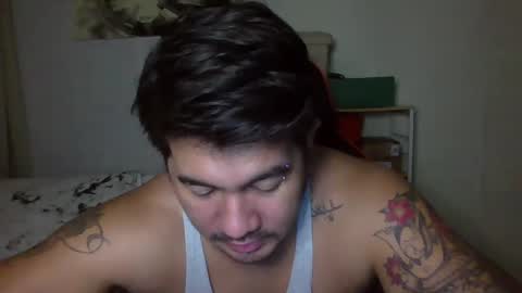 Snapshot of hothunkybear23 chatting on December 4, 7:50 am Khel online show from December 4, 7:50 am