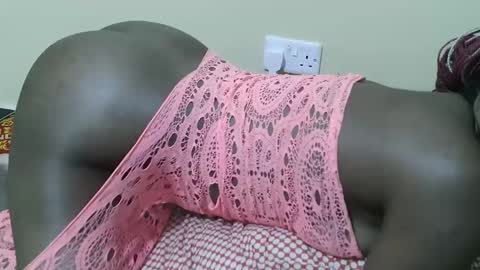 Snapshot of hothurley chatting on February 9, 1:25 pm Hurley online show from February 9, 1:25 pm