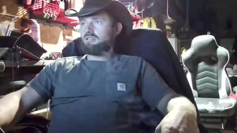 Snapshot of hothusband28931194 chatting on September 15, 8:47 am TW28 online show from September 15, 8:47 am