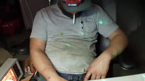 Snapshot of hothusband28931194 chatting on October 3, 8:55 am TW28 online show from October 3, 8:55 am