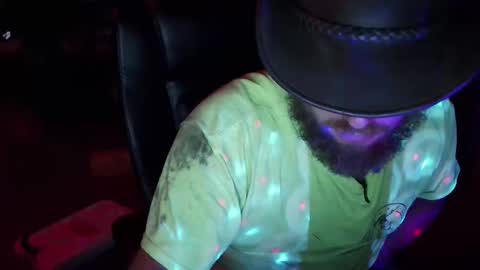 Snapshot of hothusband28931194 chatting on October 5, 7:07 am TW28 online show from October 5, 7:07 am