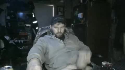 Snapshot of hothusband28931194 chatting on February 20, 5:15 am TW28 online show from February 20, 5:15 am