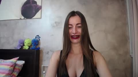 Lia   online show from February 21, 6:20 pm