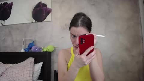 Snapshot of hotilia18 chatting on April 1, 12:50 pm Lia online show from April 1, 12:50 pm