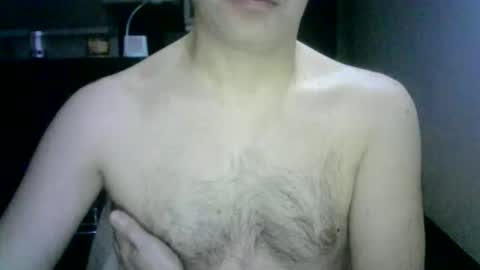 Snapshot of hotitan chatting on June 7, 3:43 am hottitan twitter Marianoshcam online show from June 7, 3:43 am