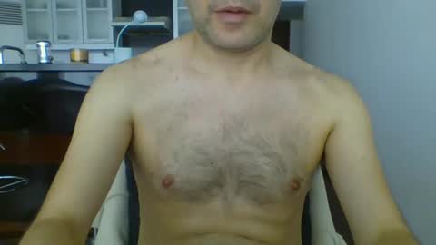Snapshot of hotitan chatting on June 14, 3:58 pm hottitan twitter Marianoshcam online show from June 14, 3:58 pm