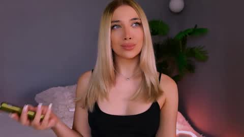 Maria online show from April 27, 6:44 am