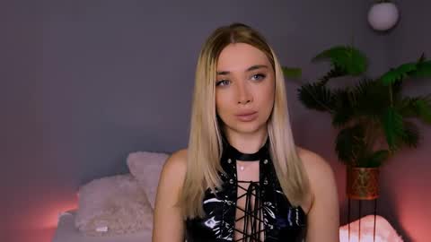 Maria online show from April 29, 4:05 am