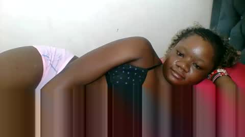 Snapshot of hotjeylee chatting on June 5, 1:12 am LOYCE online show from June 5, 1:12 am