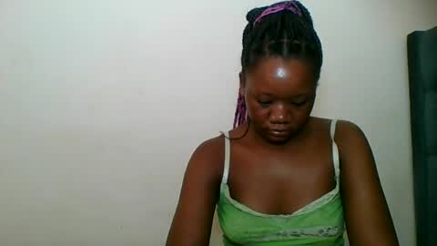 Snapshot of hotjeylee chatting on June 13, 10:24 am LOYCE online show from June 13, 10:24 am