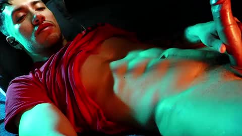 Hotlatinking online show from June 4, 9:26 am