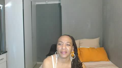 hotlilya online show from June 16, 8:39 am