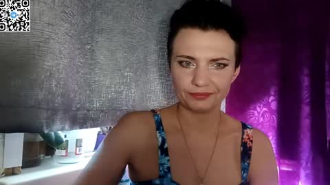 hotmamaqueen234 online show from May 8, 1:27 pm