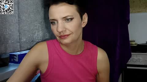 hotmamaqueen234 online show from May 17, 4:03 pm
