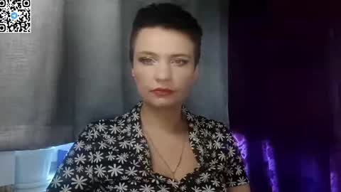 hotmamaqueen234 online show from May 23, 10:19 am