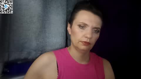 hotmamaqueen234 online show from May 31, 6:20 pm