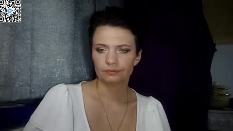 hotmamaqueen234 online show from June 2, 10:45 pm
