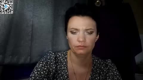 hotmamaqueen234 online show from June 7, 9:07 pm