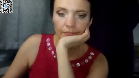 hotmamaqueen234 online show from June 11, 11:03 pm