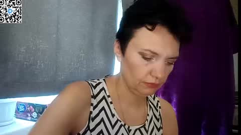 hotmamaqueen234 online show from June 18, 11:58 am