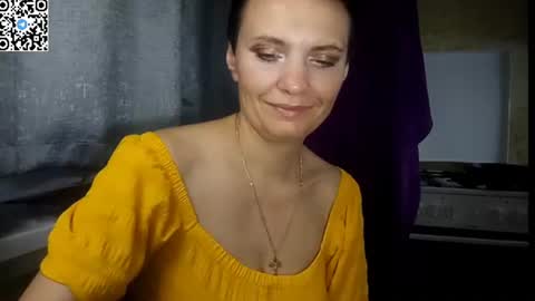 hotmamaqueen234 online show from June 29, 12:39 am