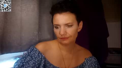 hotmamaqueen234 online show from July 1, 11:56 am