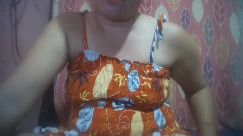 Snapshot of hotmatureladyxxx chatting on February 22, 9:57 pm hotmatureladyxxx online show from February 22, 9:57 pm