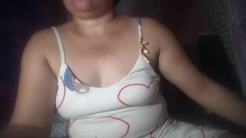 Snapshot of hotmatureladyxxx chatting on April 26, 12:58 pm hotmatureladyxxx online show from April 26, 12:58 pm