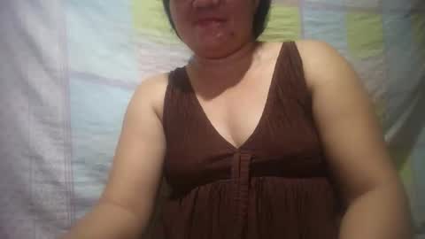 Snapshot of hotmatureladyxxx chatting on May 14, 7:42 pm hotmatureladyxxx online show from May 14, 7:42 pm