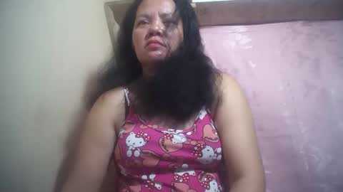 Snapshot of hotmatureladyxxx chatting on May 16, 10:52 pm hotmatureladyxxx online show from May 16, 10:52 pm