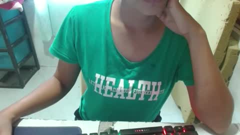 hotmeljean2002 online show from February 17, 5:15 am