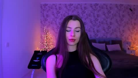 hotmolly_ online show from April 24, 5:04 pm