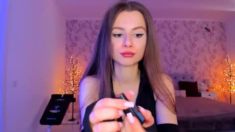 hotmolly_ online show from May 7, 9:47 am