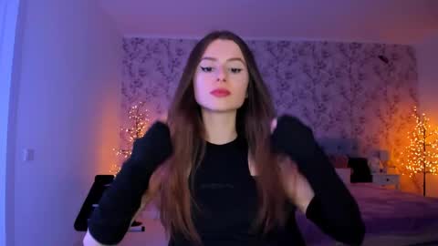 hotmolly_ online show from May 22, 6:46 pm