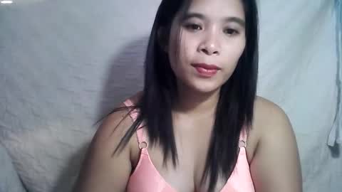 Snapshot of hotmompinay30 chatting on April 14, 10:16 pm flor online show from April 14, 10:16 pm