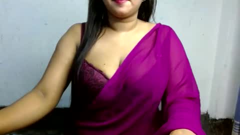 Snapshot of hotmuskan21 chatting on October 12, 5:45 pm Muskan online show from October 12, 5:45 pm