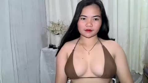 Snapshot of hotness_joy chatting on June 3, 12:35 am hotness_joy online show from June 3, 12:35 am