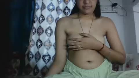 Snapshot of hotnsweetindian chatting on March 29, 5:51 am lola online show from March 29, 5:51 am