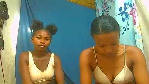 hotornela98 online show from March 24, 9:14 am