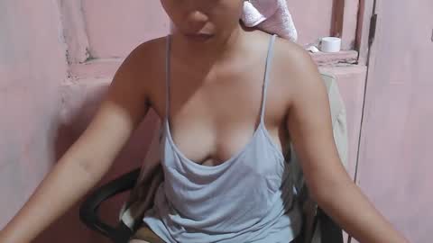 hotpink4u04 online show from January 11, 9:15 am